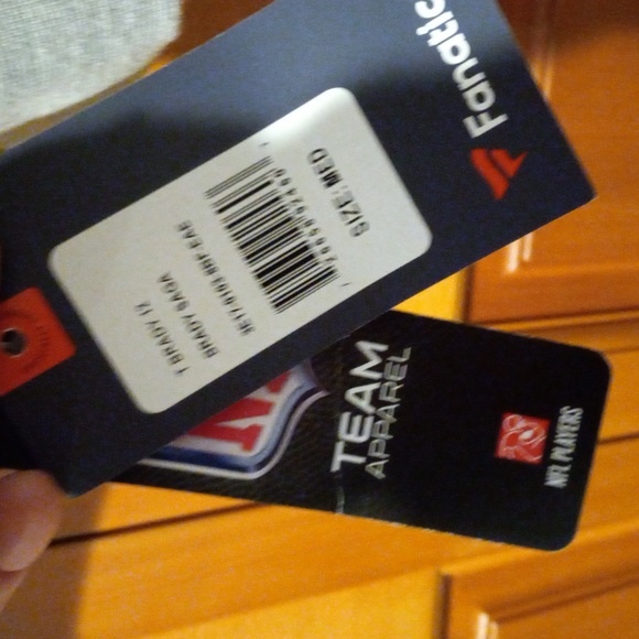 Tampa Bay Buccaneers GOAT Pullover front pocket hoodie from Fanatics Brand - Picture 3 of 4